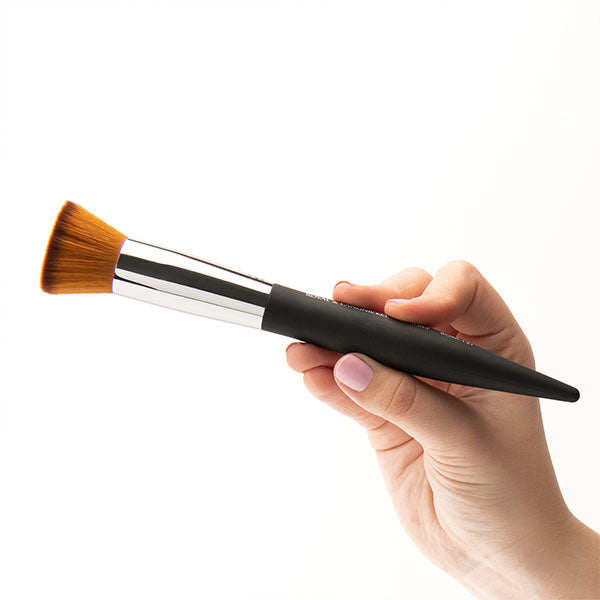 OMNIA® BOM141 Flat Kabuki Brush