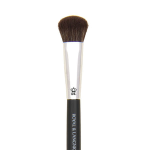 OMNIA® Meticulously blend cream, liquid, and powder complexion products into small areas of the face with the sloped dome and compact shape of this brush.