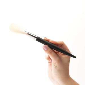 OMNIA® BOM195 Large Fan Brush
