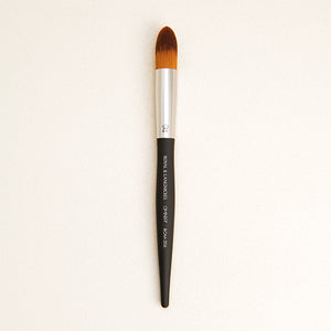 OMNIA® BOM206 Pointed Foundation Brush