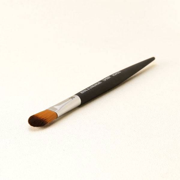 OMNIA® BOM215 Small Foundation Brush