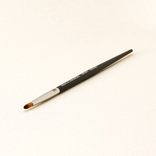 OMNIA® BOM485 Pointed Liner Brush