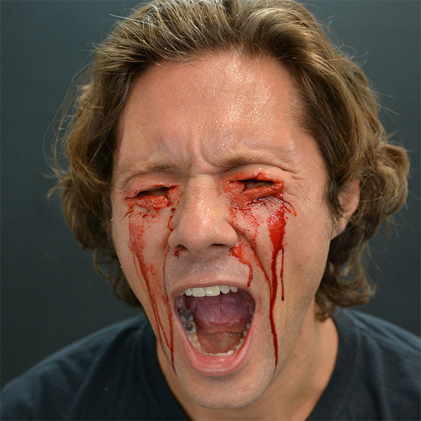 Out Of Kit Peel N&#39; Stick Prosthetics, Gouged Eye Kit