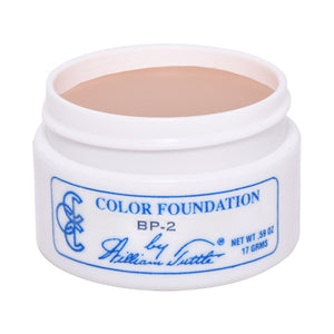 William Tuttle Creme Foundation is a longtime pro favorite for its highly emollient formula and dense pigment saturation. An ultra-thin application is all you need. The creamy texture blends seamlessly into the skin for flawless, even coverage, and the skin-like dewy finish looks natural whether on camera or off. Choose from over 60 shades.