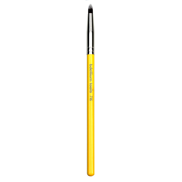 Bdellium Tools Studio Brushes 716 Smoky Eyeliner